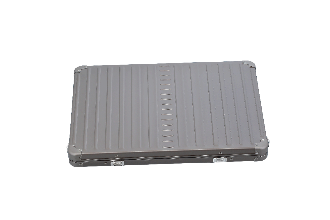 aleon-ac-4204-16-laptop-case-aluminium-laptoptasche-platin image 4