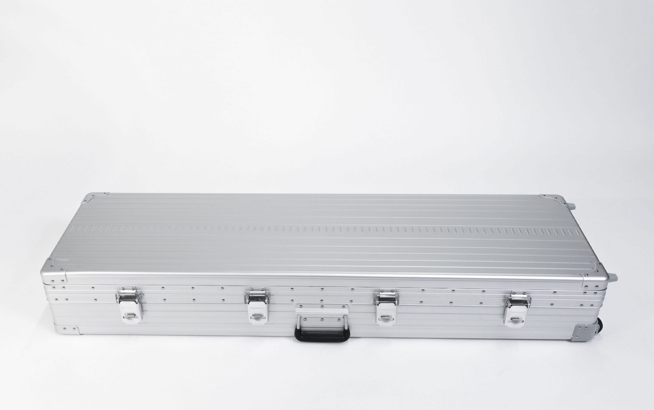 aleon-equipment-alc-11819-koffer-46-zoll-alu-mit-rollen image 4