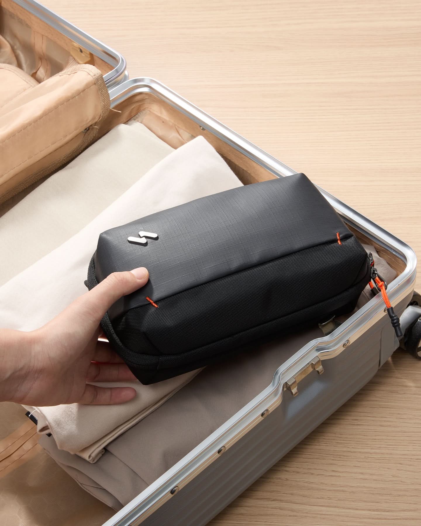 inateck-gadget-organizer-abm33-elektronik-tasche-schwarz-2l image 3